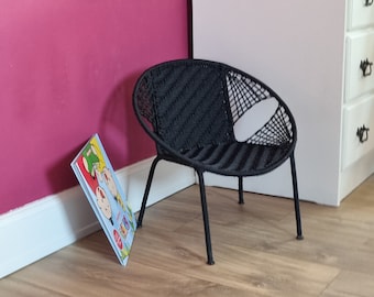 Kinderstoel zwart handgemaakt uit Senegal 40 cm.