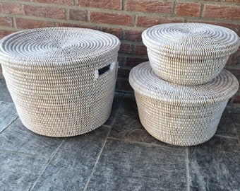 Afrikaanse handgemaakte zeegras opbergmand wit uit Senegal