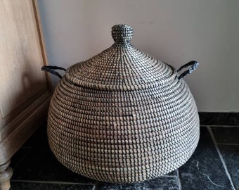 Afrikaanse traditionele handgemaakte zeegras fairtrade mand uit Senegal Zwart 45 cm