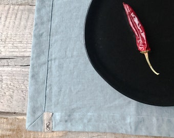 Gray blue Linen placemat set of 2,4,6,8,10/Linen placemats mitred corners/Handmade Linen Placemats/Linen placemats in blue/FREE SHIPPING