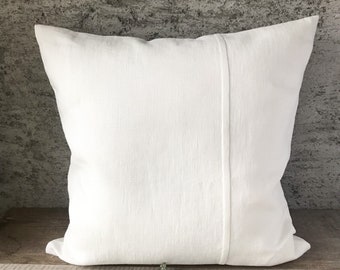 Set of 2,4 and 6 Stonewashed linen pillow cases in off white with decorative seam/Linen cushion covers with hidden zipper/decorative pillows