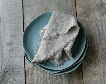 Set of 2, 4, 6, and 8 Natural Linen Napkins with fringes/Stonewashed handmade Linen Napkins/Rustic Napkins/Natural fringes/FREE SHIPPING