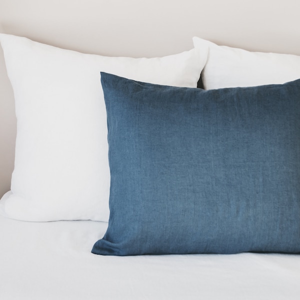 Linen pillow case in classic blue with envelope closure/washed linen pillow cases in dark blue/custom size pillow shams/