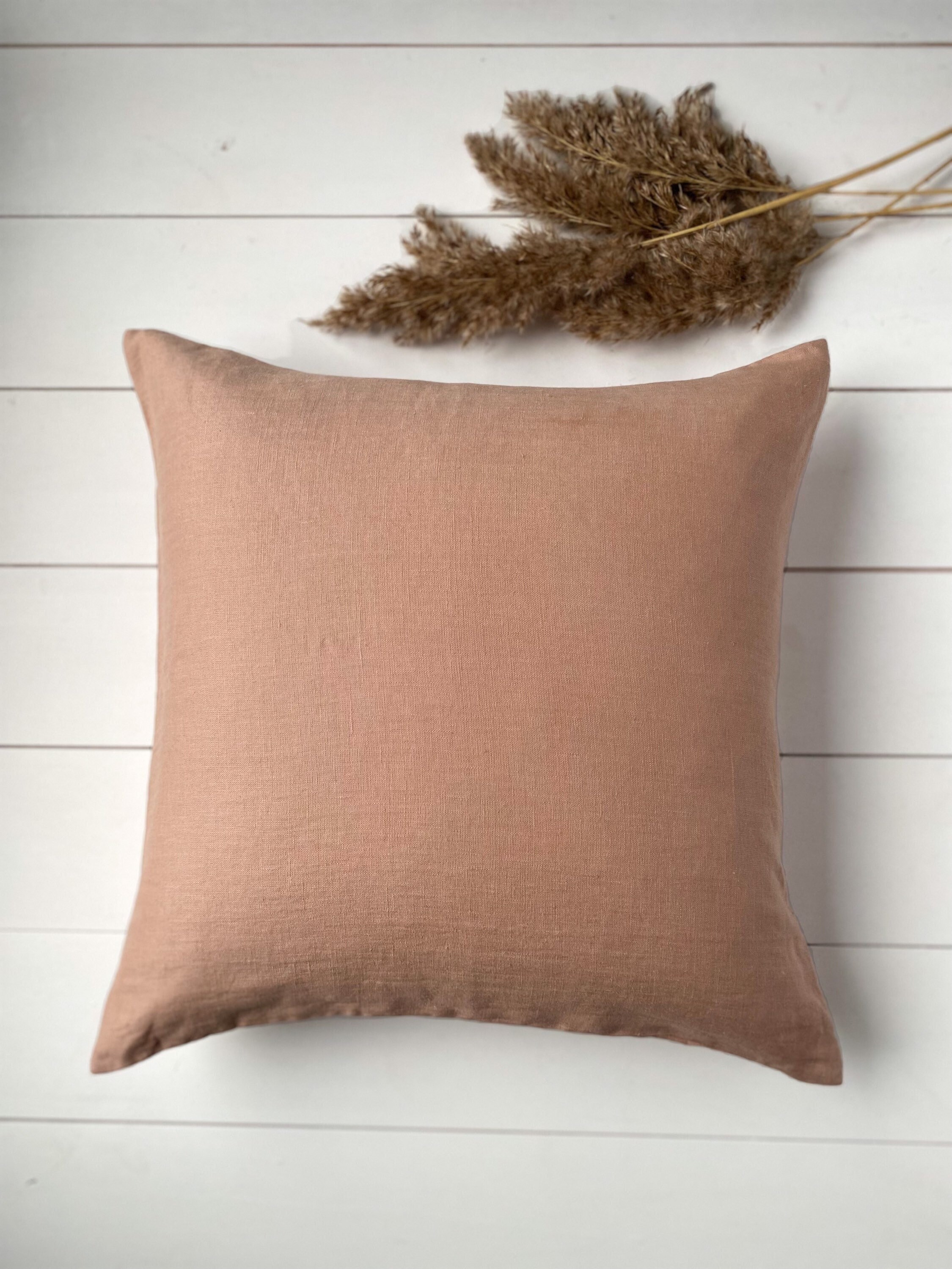 Set of 2, 4, 6 Stonewashed linen pillow cases in dusty coral pink/Softened linen throw pillows in salmon pink/decorative pillow cases