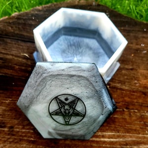 Handmade Resin Small Box with Stainless Steel Baphomet Pentagram Satan Symbols