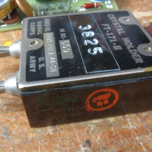 Radio a cristallo vintage grande TESTATA 3.825 mhz FT-171-B US Army sig corp