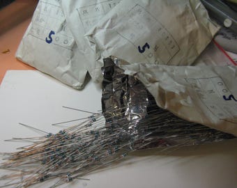 1SS97 Mixer Diodes shottky barrier types lots of 20 each good price as I have a bunch of them from hi tech  surplus, ***  FREE SAMPLES  too!