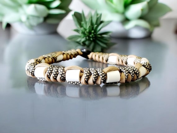 EM-Keramik Halsband - Effektiv gegen Zecken - Modell 1 - Etsy.de