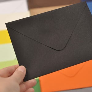 Sobres negros A7, sobres de 5,25 x 7,25, sobres A7 de 120 g/m², sobres decorativos, sobres para invitaciones