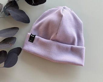 Hipster beanie hat lilac