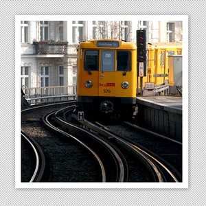 Underground station Schlesisches Tor 02