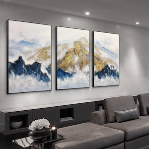 Conjunto de pintura de montaña con lámina dorada: lienzo de paisaje azul marino