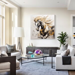 Tableau Sur Toile - Cheval Dynamique Style Abstrait Noir Et Or - Plusieurs Tailles