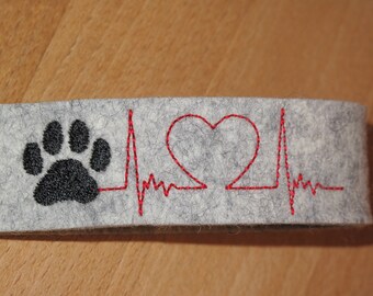 Dog paw lanyard keychain wool felt pendant dog dog lover lucky charm encourager dog owner animal lover animals paw