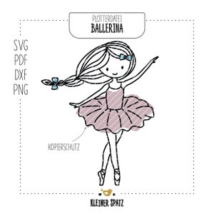 Könnte beinhalten: Eine Schwarz-Weiß-Zeichnung einer Ballerina mit einem rosa Tutu und einer blauen Schleife im Haar. Der Text "PLOTTERDATEI BALLERINA" befindet sich oben im Bild. Der Text "KOPIERSCHUTZ" befindet sich unten links im Bild. Der Text "KLEINER SPATZ" befindet sich unten in der Mitte des Bildes.