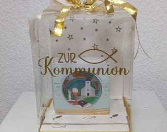 Communion gift box with tunnel card