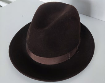 Zeitloser Stil: Fedora aus 100% Schurwolle von New York Hat Co