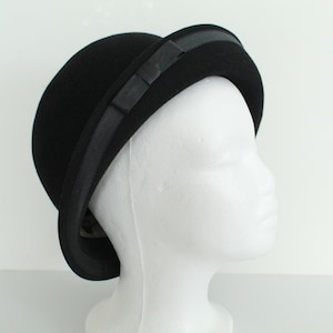 Vintage Karpet black wool hat women formal made in Czech Republic