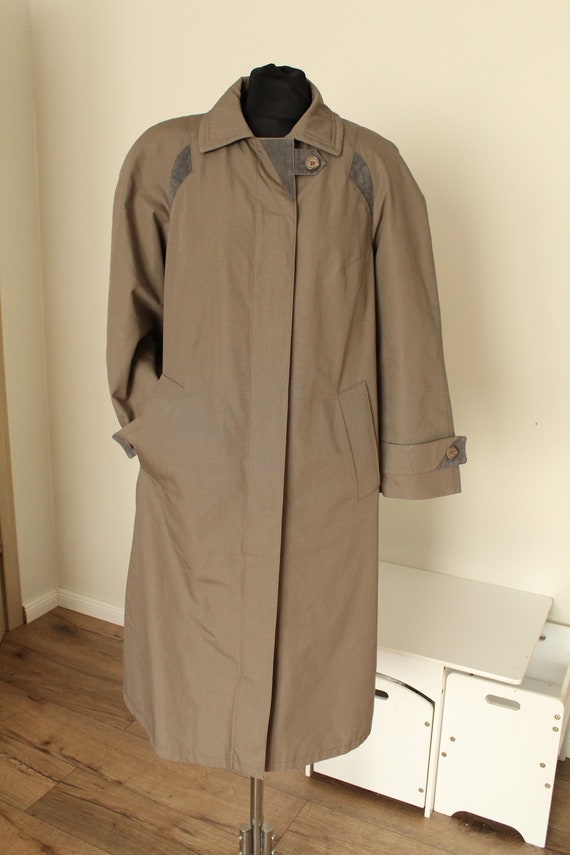 Vintage womans trench coat M size Gray Lacoda Mad… - image 2