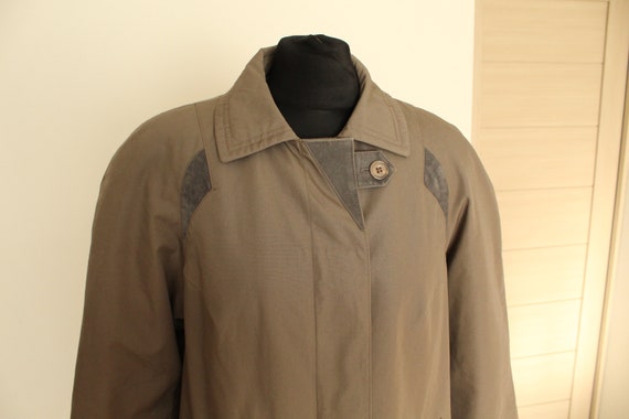Vintage womans trench coat M size Gray Lacoda Mad… - image 3