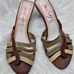 Vintage Miss Sixty Kitten Heels - Sandales à lanières multicolores, pointure 7 US