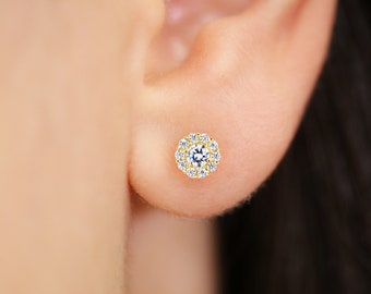 14k Solid Gelbgold CZ Halo Ohrstecker, Schraube zurück, April Birthstone Diamant, Kinder Ohrringe, Geometrische Ohrstecker, kleine Ohrstecker