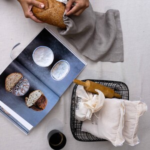 Linen Bread Bag With Drawstring.Linen Storage Bag. Natural and Sustainable Food Storage.Natural Stonewashed Bread Keeper Bag. Various Color.