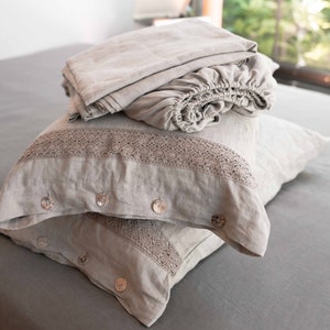 Linen sheet set in Light Grey. Fitted sheet,flat sheet, 2 pillowcases with lace. Linen bedding,King,Queen,Twin sheets.