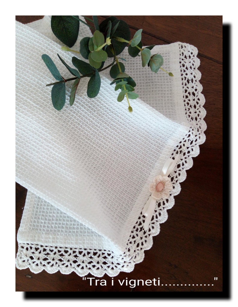Crochet Edge Dish Towels ⋆ Dream a Little Bigger