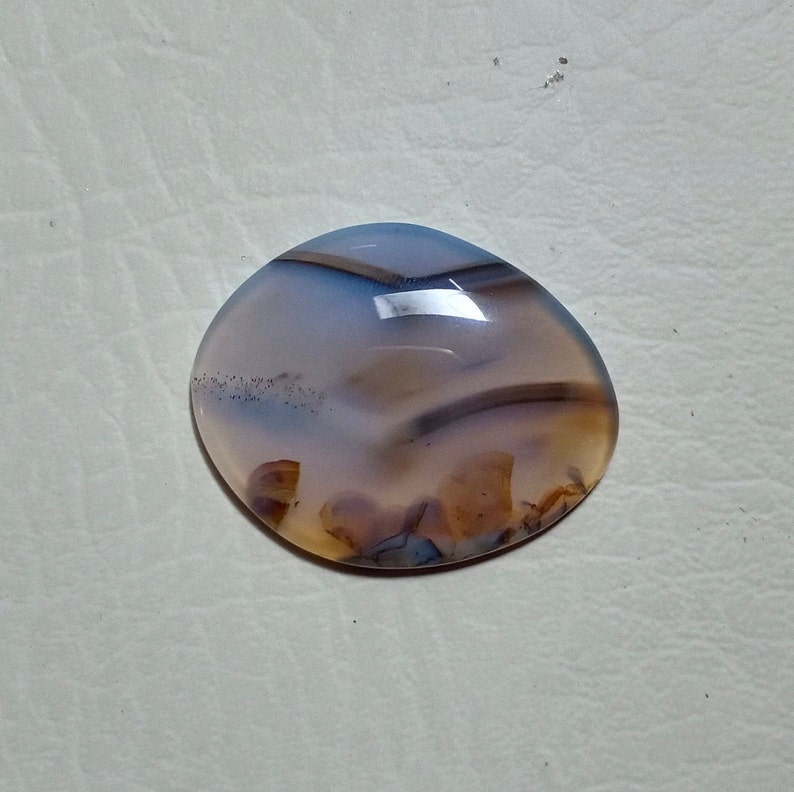 Fantastic Natural Montana Agate Cabochon Natural Gemstone 44 Carat Loose Cabochon 36x29x5 mm .