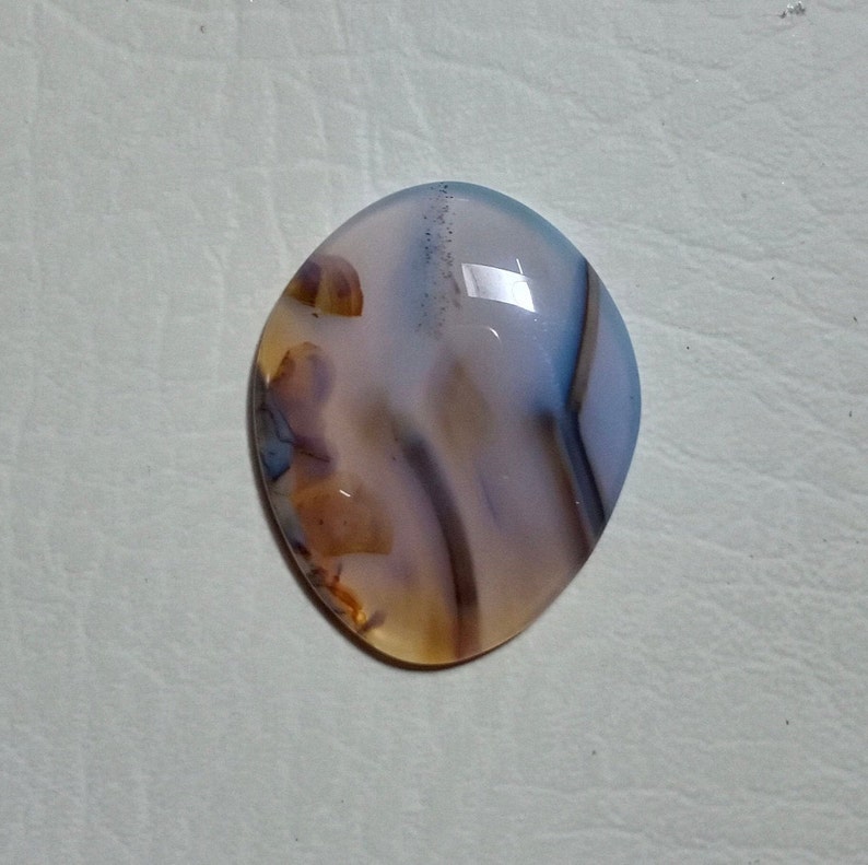 Fantastic Natural Montana Agate Cabochon Natural Gemstone 44 Carat Loose Cabochon 36x29x5 mm .