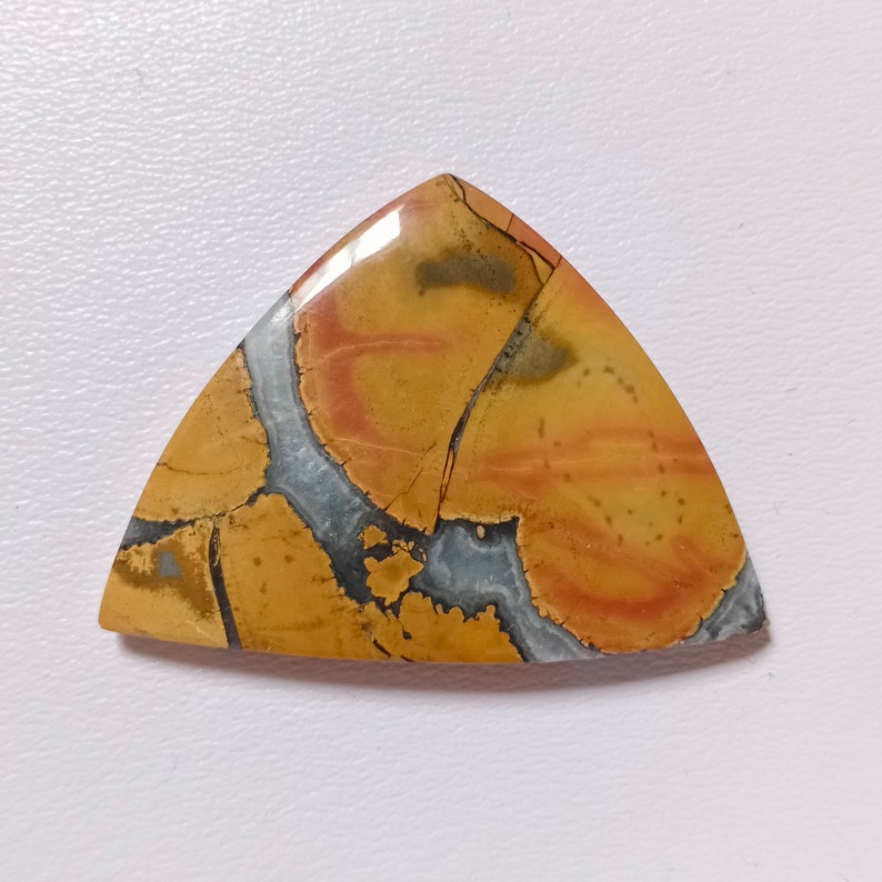 Natural Maligano Cabochon,Loose Gemstone,Size 44x32x5 mm,58 carat.