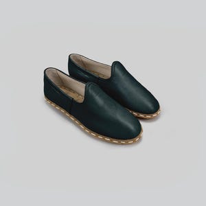 Women Leather Yemeni Shoes, Green Handmade Comfortable Loafer with Zero Drop, Turkish Traditional Genuine Swear Shoes, Bespoky