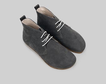 Leather Chukka Boots Men: Old Money Vintage Wide Toe