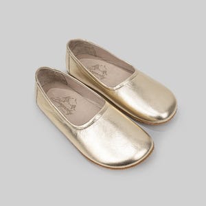 Wide Gold Shoes - Etsy Wide Gold Shoes - Etsy