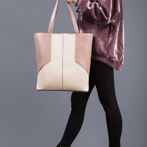 A unique luxury two-color bag. Made from two types of thick Italian natural leather. This bag is the only one in this color image 1