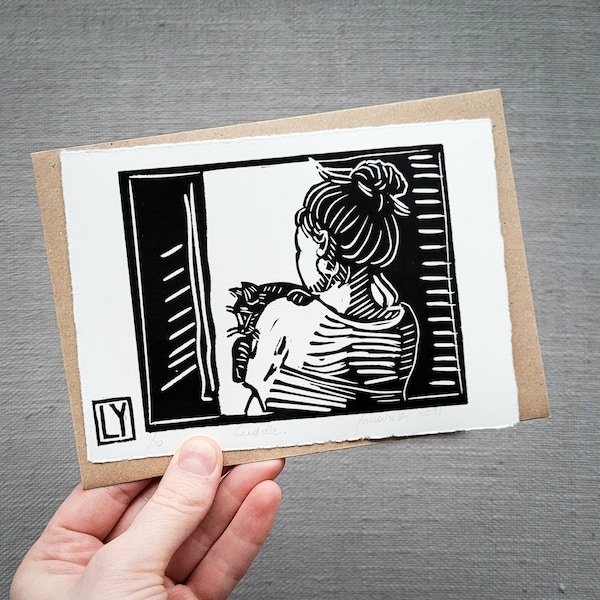 Cuddle child cat -tarjeta de vacaciones -postal impresa a mano con corte de lino (sobres) -Linoschnitt -Tarjetas de arte impresas en lino -Linograbado A6