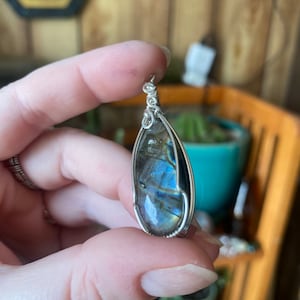 Spectrolite Pendant