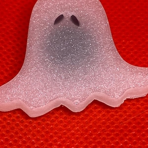 Homemade Ghost Magnets