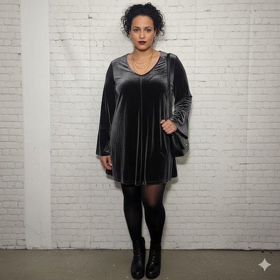 Vintage New Mode Blue Gray Velvet Mini Dress, Plus Size Bell Sleeve Top 3X
