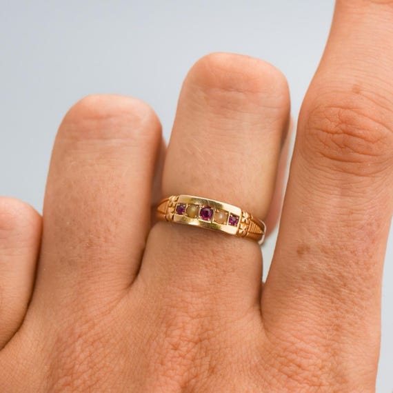 Solid 15K Gold Victorian Ruby & Seed Pearl Ring - image 5