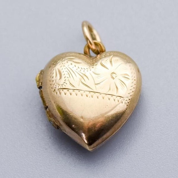 Solid 9K gold patterned heart locket pendant