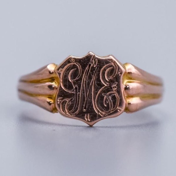 Solid 9K rose gold shield signet ring with ‘GME’ initials
