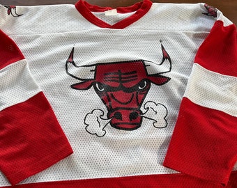 Camiseta de hockey vintage de los Chicago Bulls fabricada en Canadá