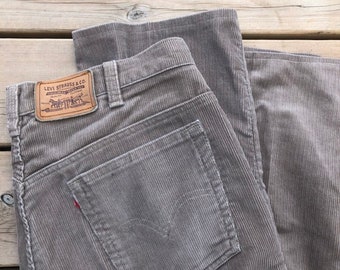levi womens corduroy pants bootcut
