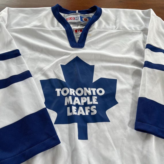 NHL【CCM】ホッケージャージ カナダ製 メープルリーフス 刺繍 Lサイズ 公式 Toronto Maple Leafs アパレル＆商品 | DAZN