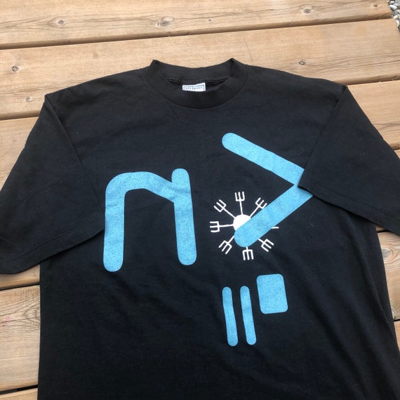 1995 Nine Inch Nails Tour Vintage Graphic T-shirt