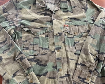 Vintage Lee Woodland Camouflage Snap Button Long Sleeve Shirt Made in Canada