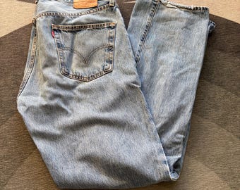 Vintage Levis 501 Faded Light Blue Jeans 36 x 34