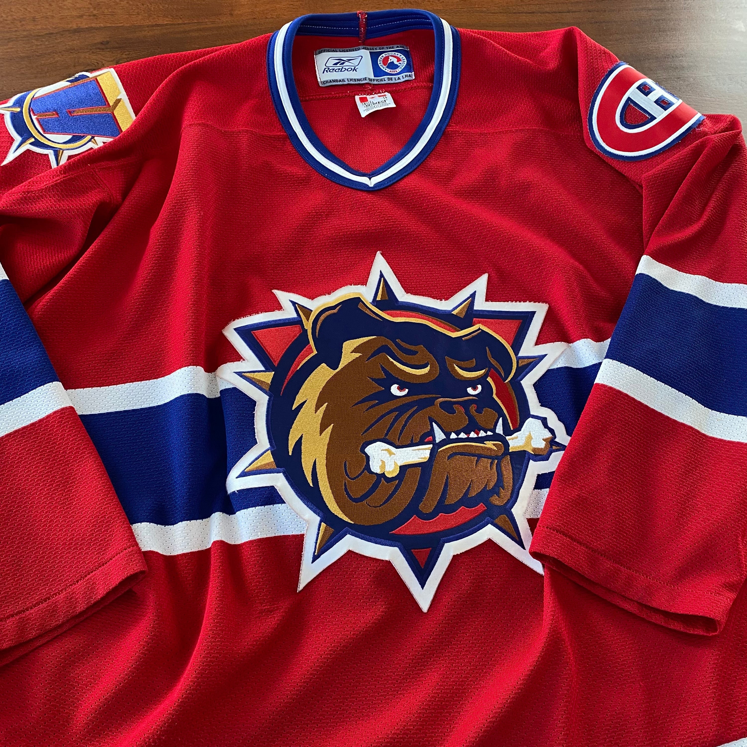 Reebok Hamilton Bulldogs AHL Hockey Jersey Youth L/XL Red Canada Sewn blank